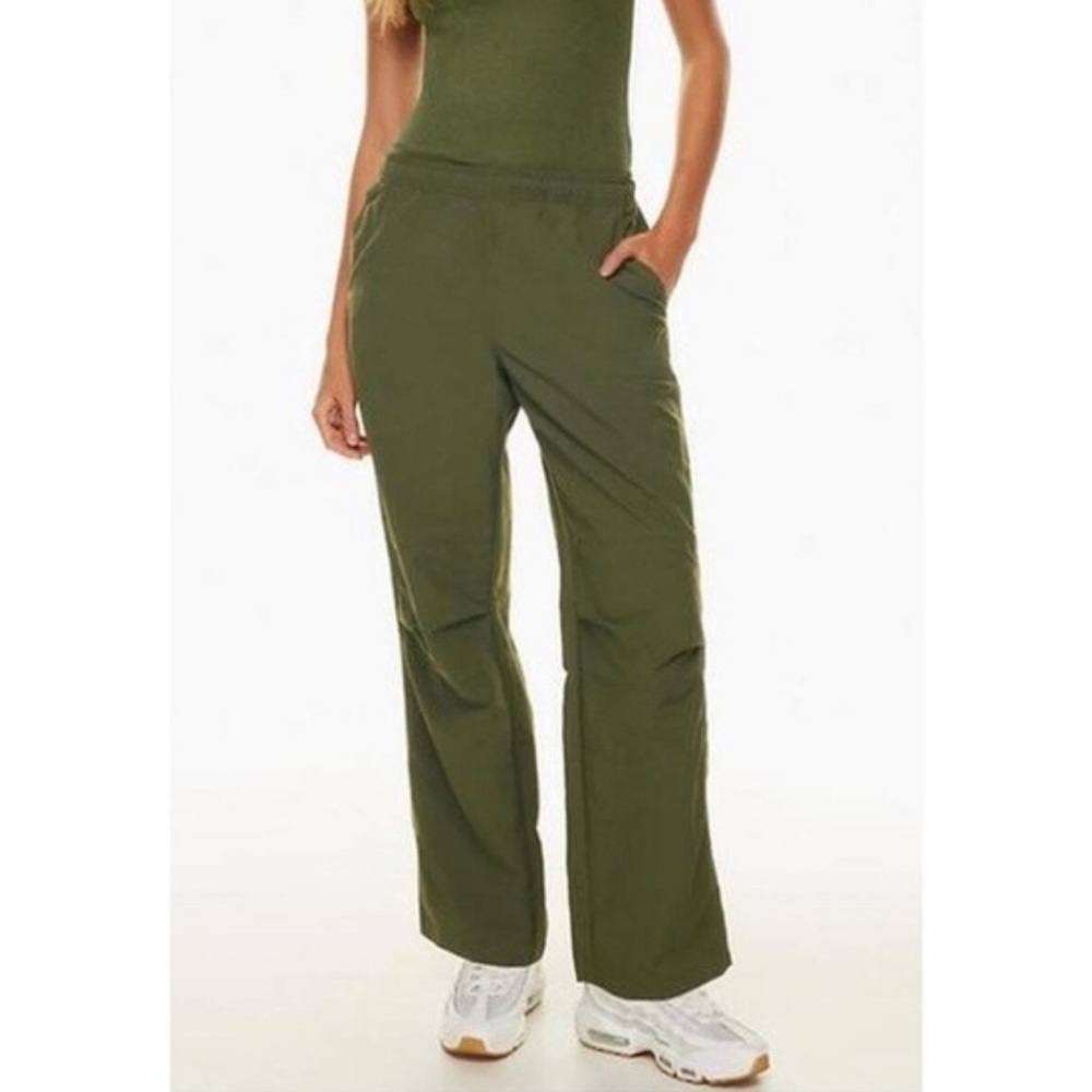 TNA Aritzia Swayer Track Pant Size XL